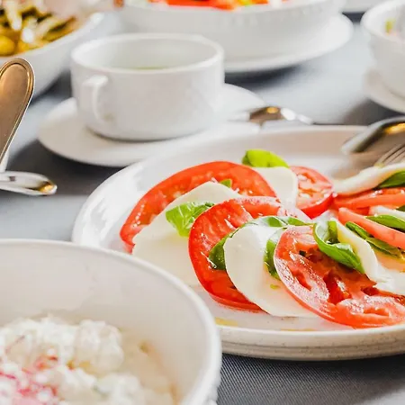 Flora 3* Στσέτσιν